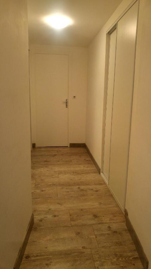 Hostel Du Lapin Blanc Сен-Бриё Экстерьер фото
