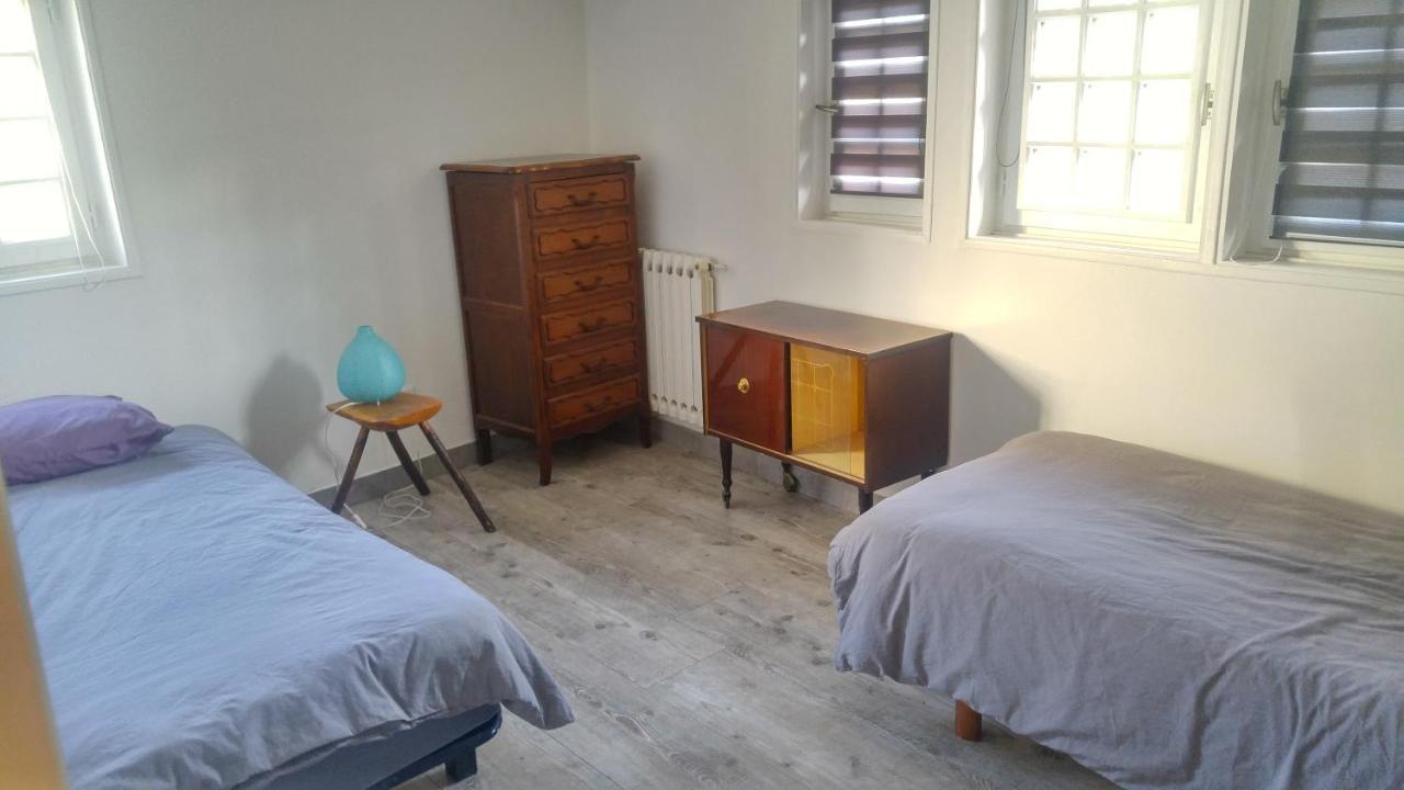 Hostel Du Lapin Blanc Сен-Бриё Экстерьер фото